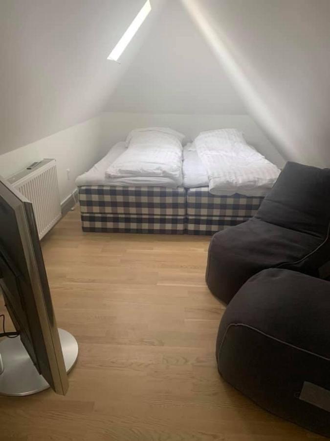 Ferie Lejlighed I Skagen -Huset Med Den Gronne Dor Exterior foto